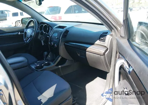 2013 Kia Sorento Lx из США, поврежденный, VIN 5XYKT3A1XDG417876